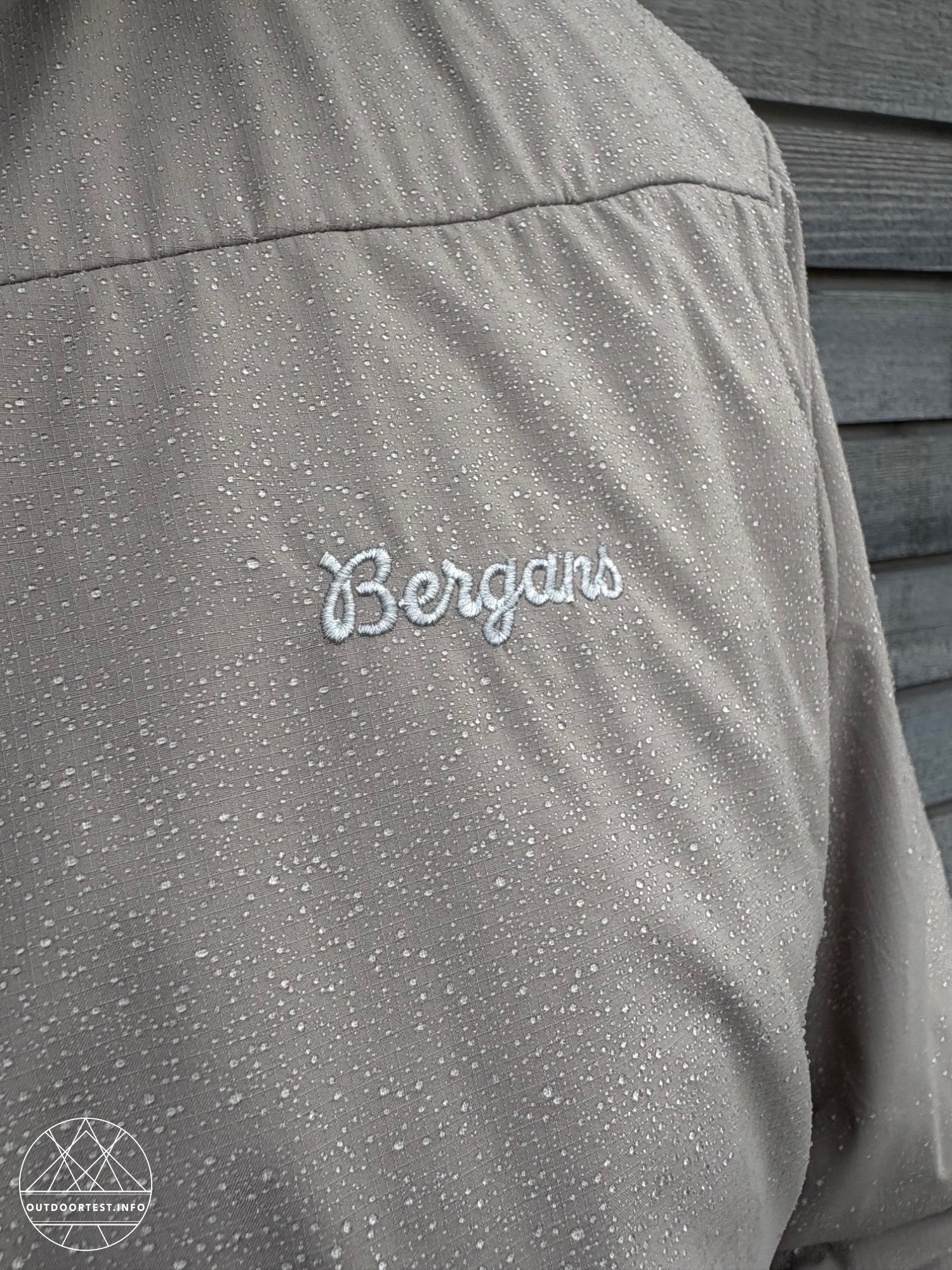 Bergans - Holo Insulated Hood Jacket