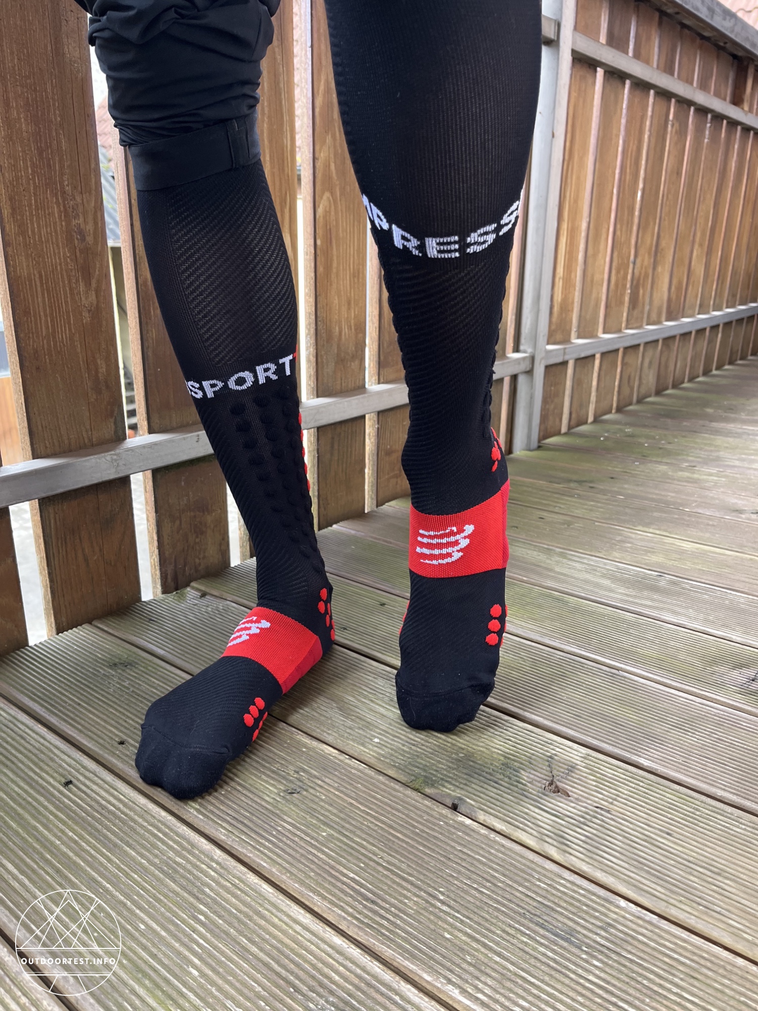 COMPRESSPORT Full Socks Run schwarz