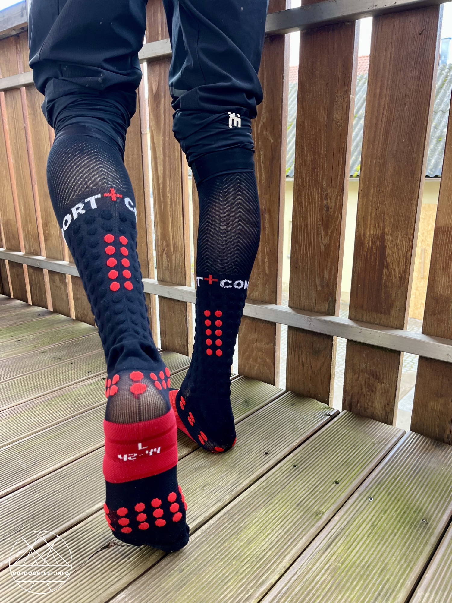 COMPRESSPORT Full Socks Run schwarz