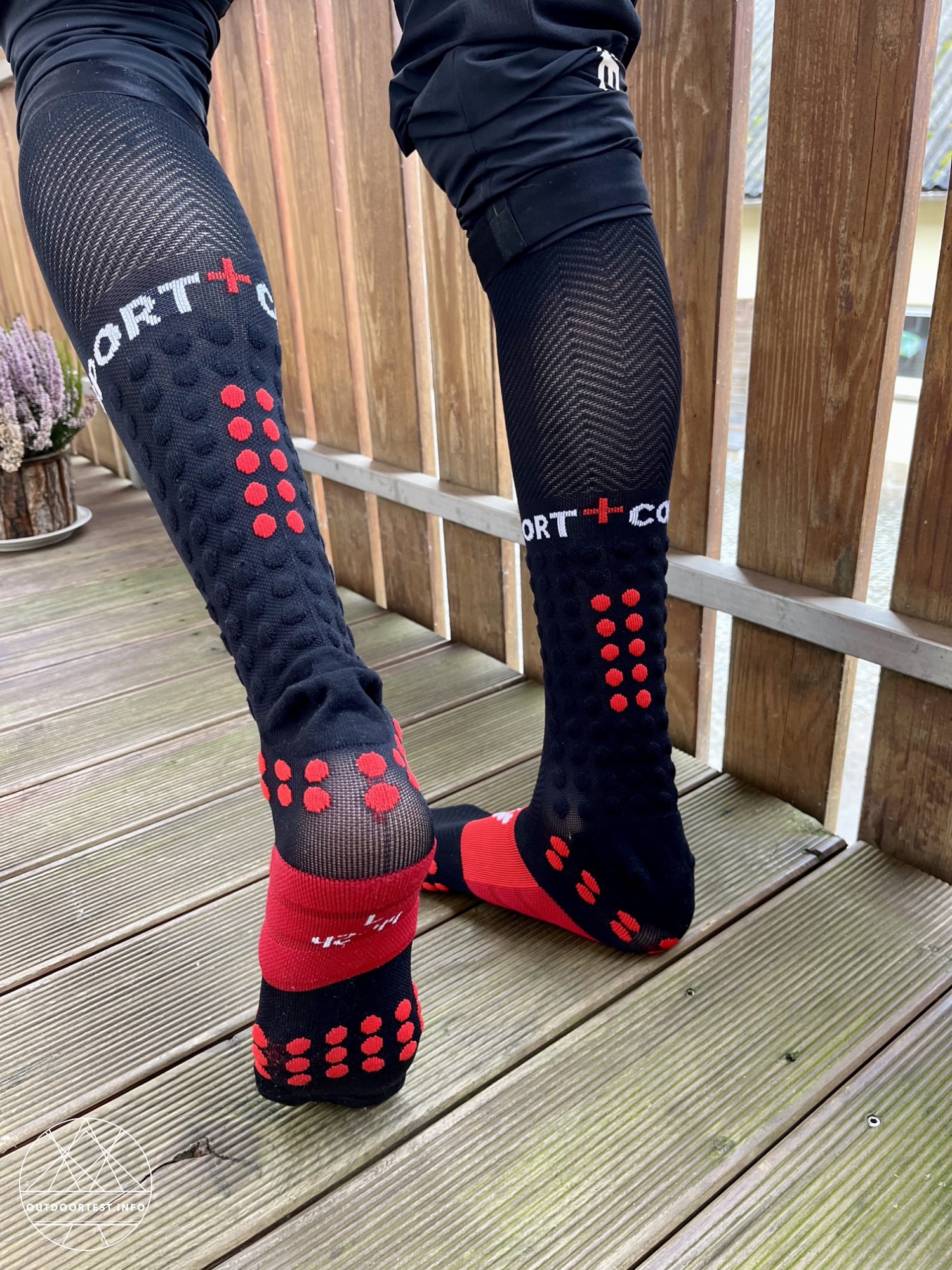COMPRESSPORT Full Socks Run schwarz