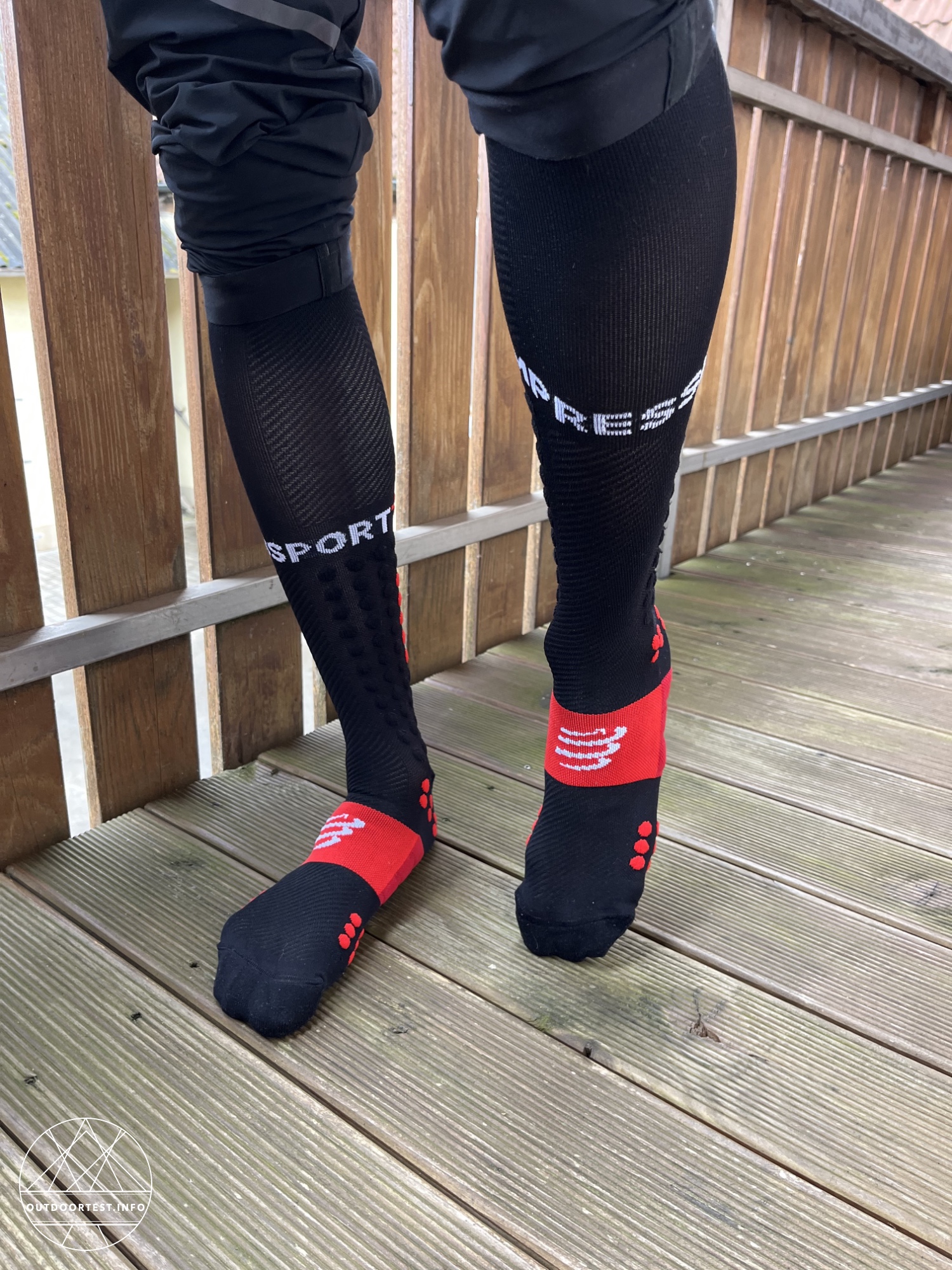 COMPRESSPORT Full Socks Run schwarz