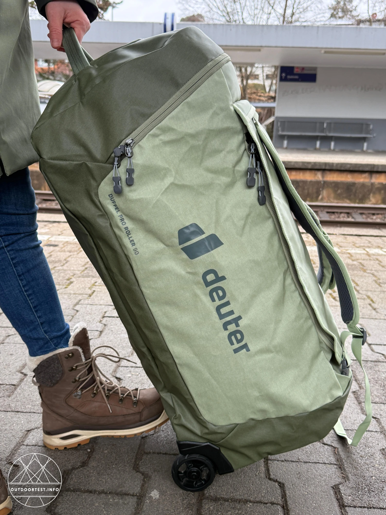 Deuter - Duffel Pro Roller 90