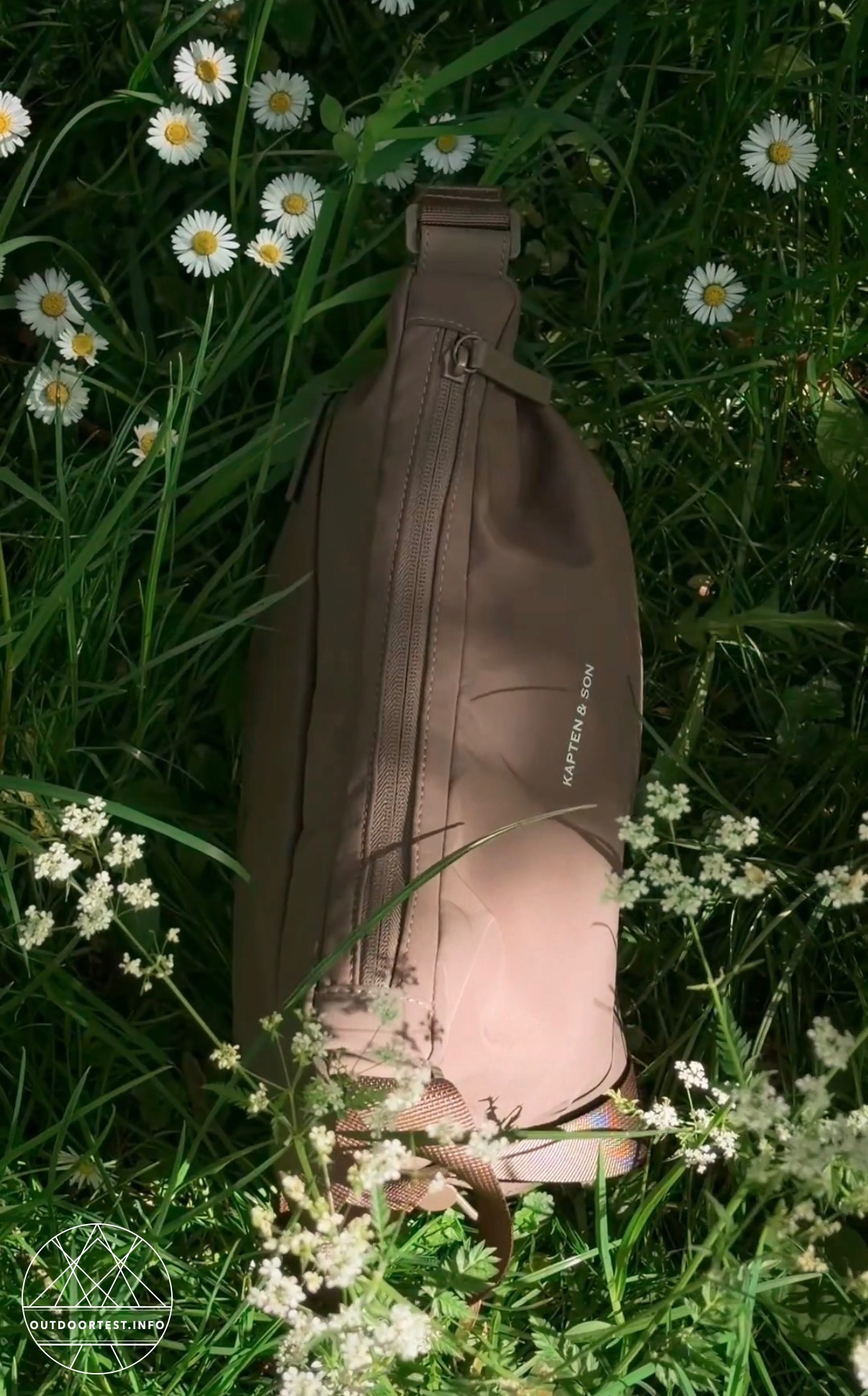 Kapten & Son - Skara Small Umhängetasche
