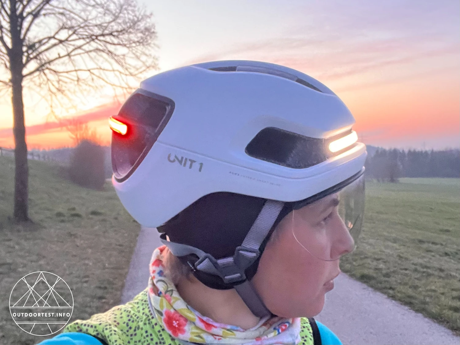 UNIT 1 - Aura Mips Smart-Helm