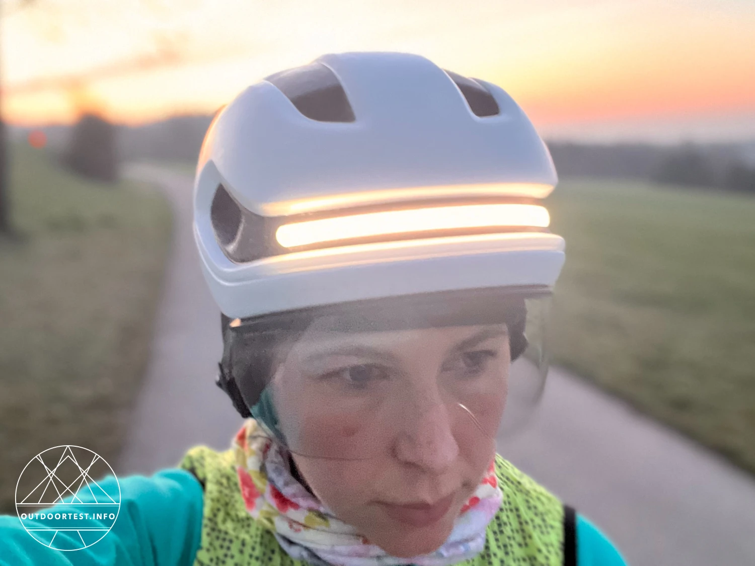UNIT 1 - Aura Mips Smart-Helm