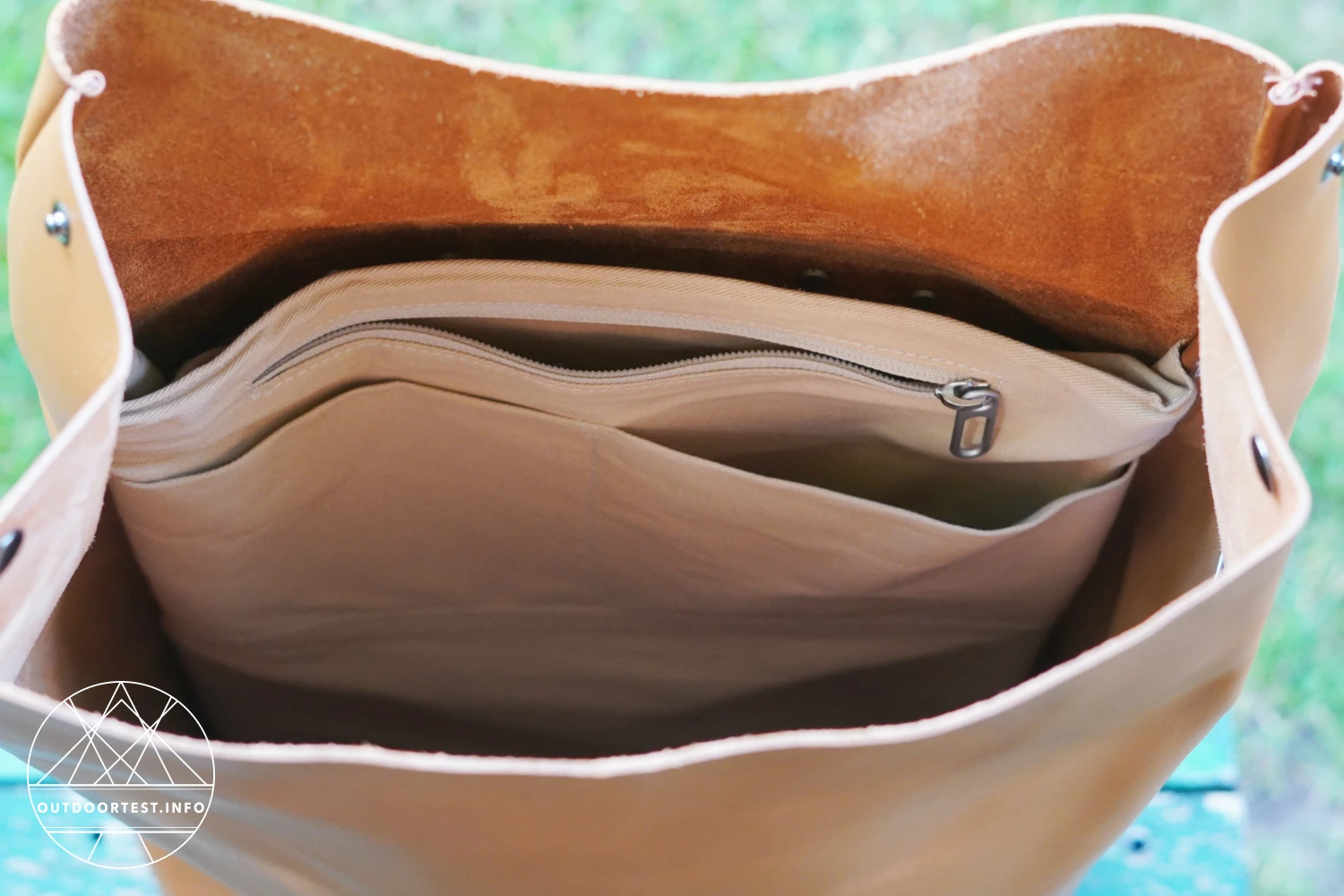 Brooks England - Pickwick Leather