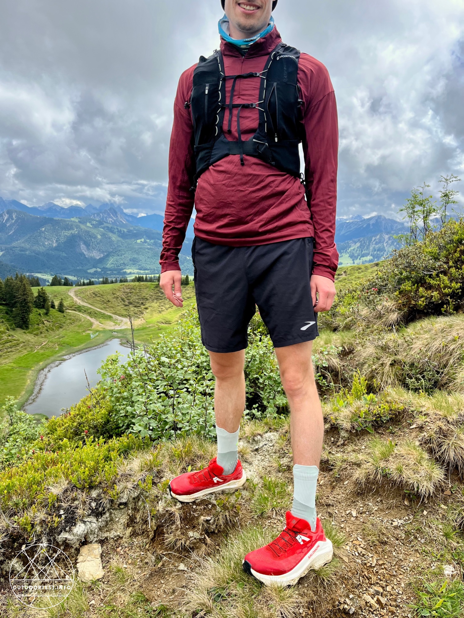 Salomon - ULTRA GLIDE 4