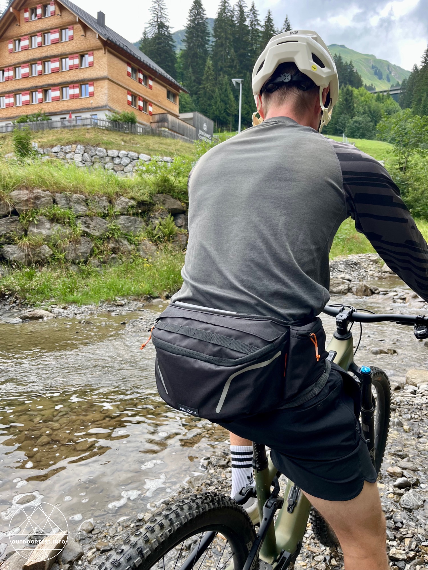 FIDLOCK HIP BELT for hydration bladder (single)