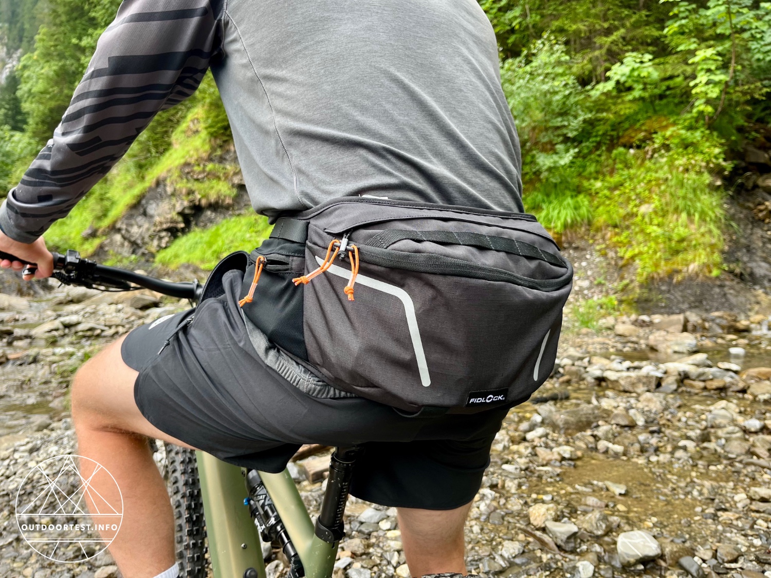 FIDLOCK HIP BELT for hydration bladder (single)