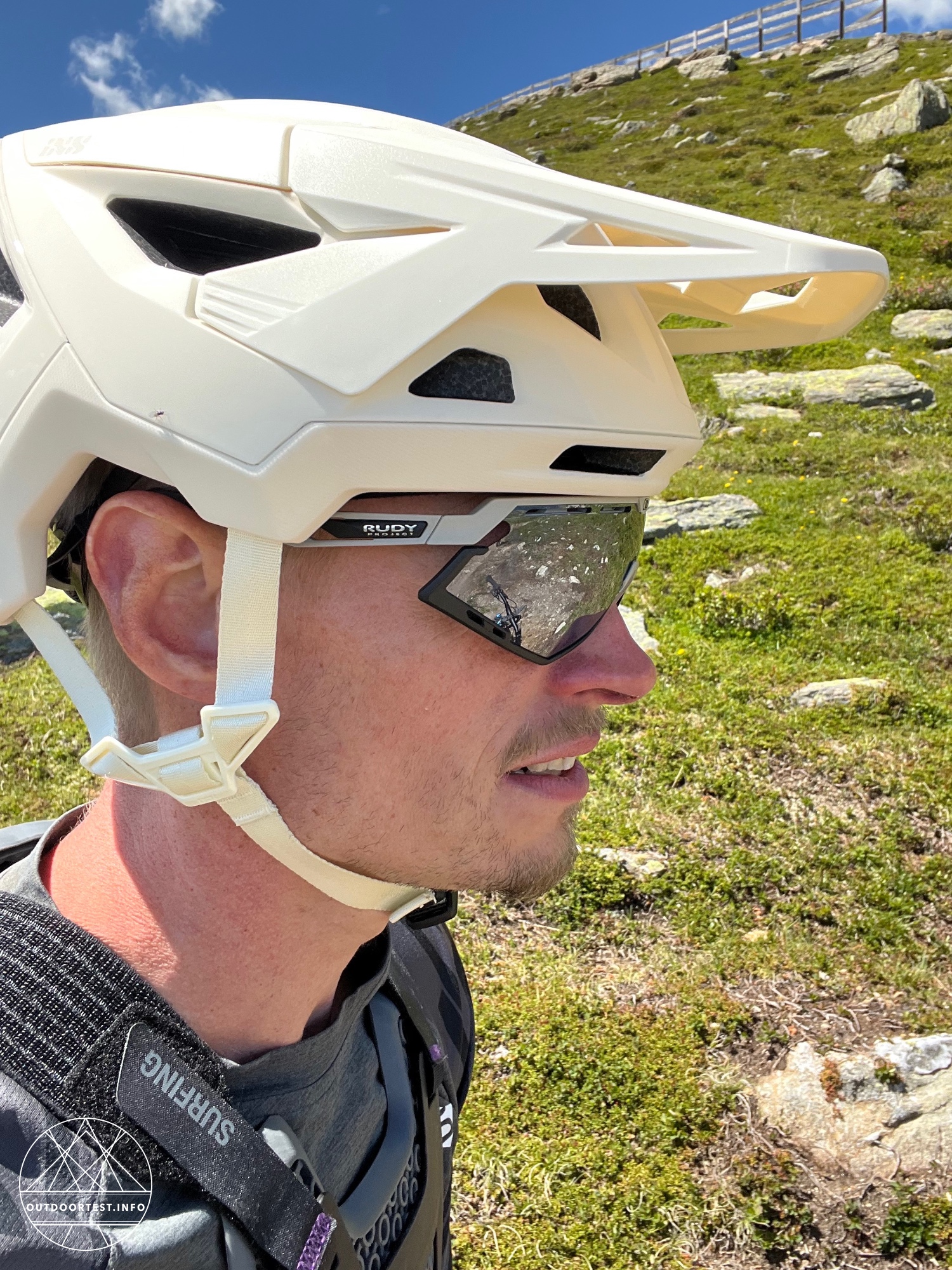 IXS Carve 1.0 MIPS Helm - off white