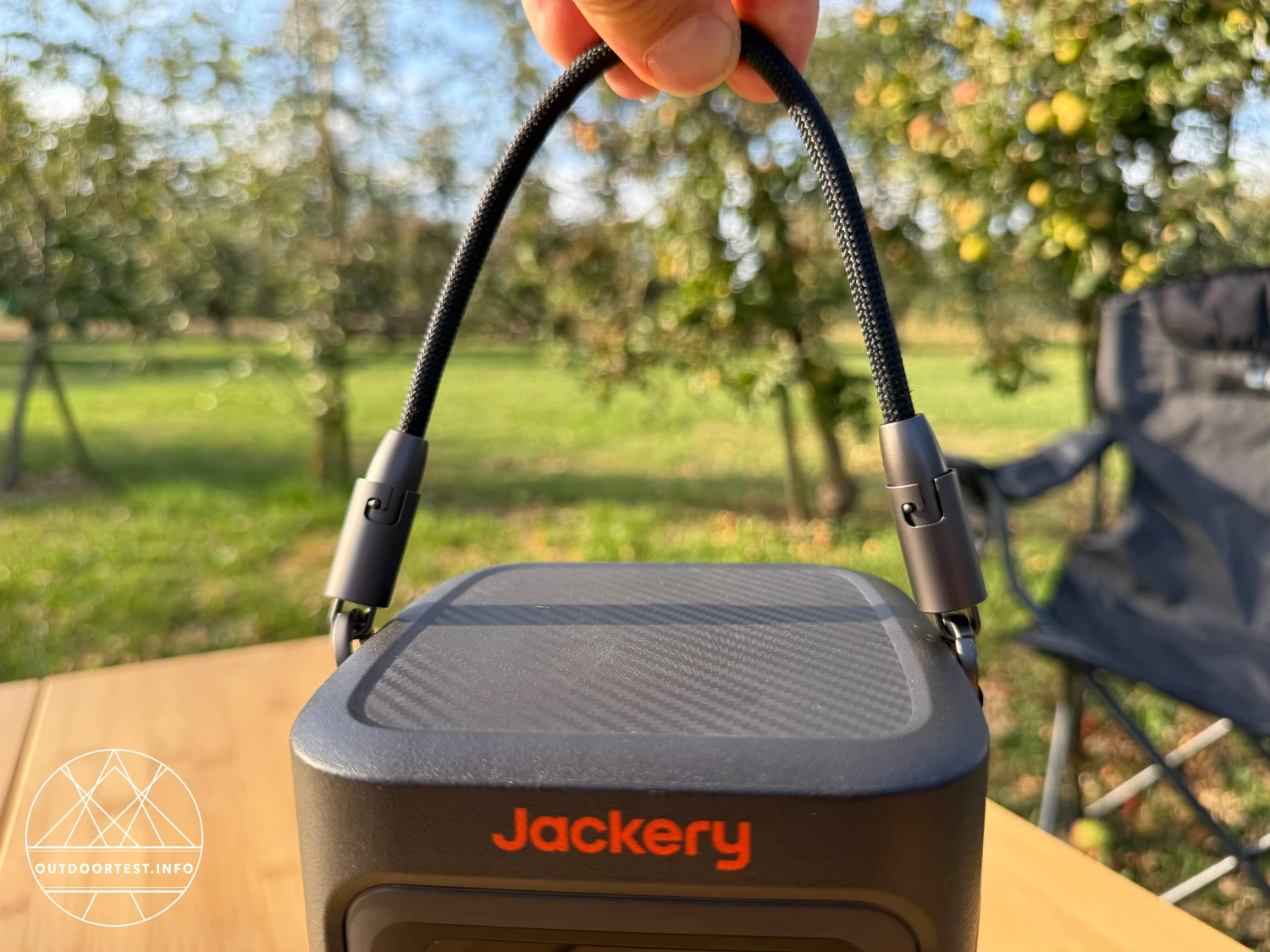 Jackery – Bundle: Explorer 300D + SolarSaga 40 Air