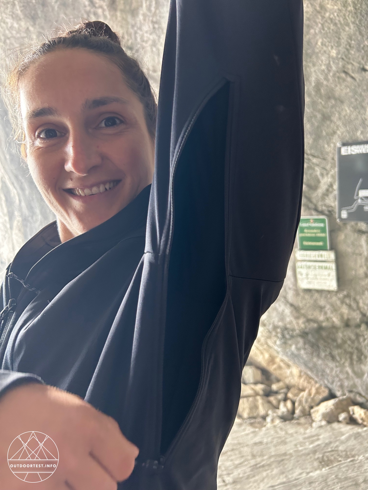 Mammut - Ultimate VIII SO Hooded Jacket Women