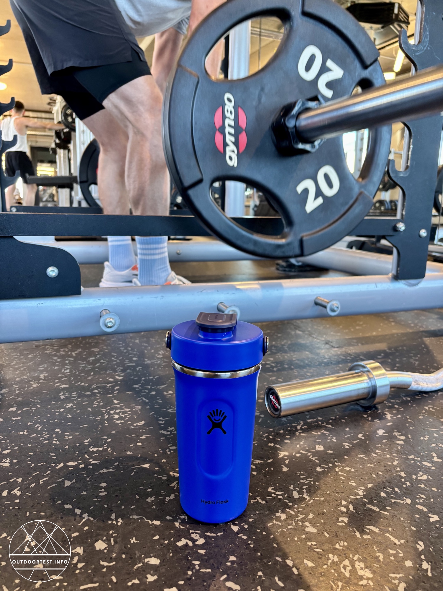 Hydro Flask 24 oz (710 ml) Insulated Shaker Bottle