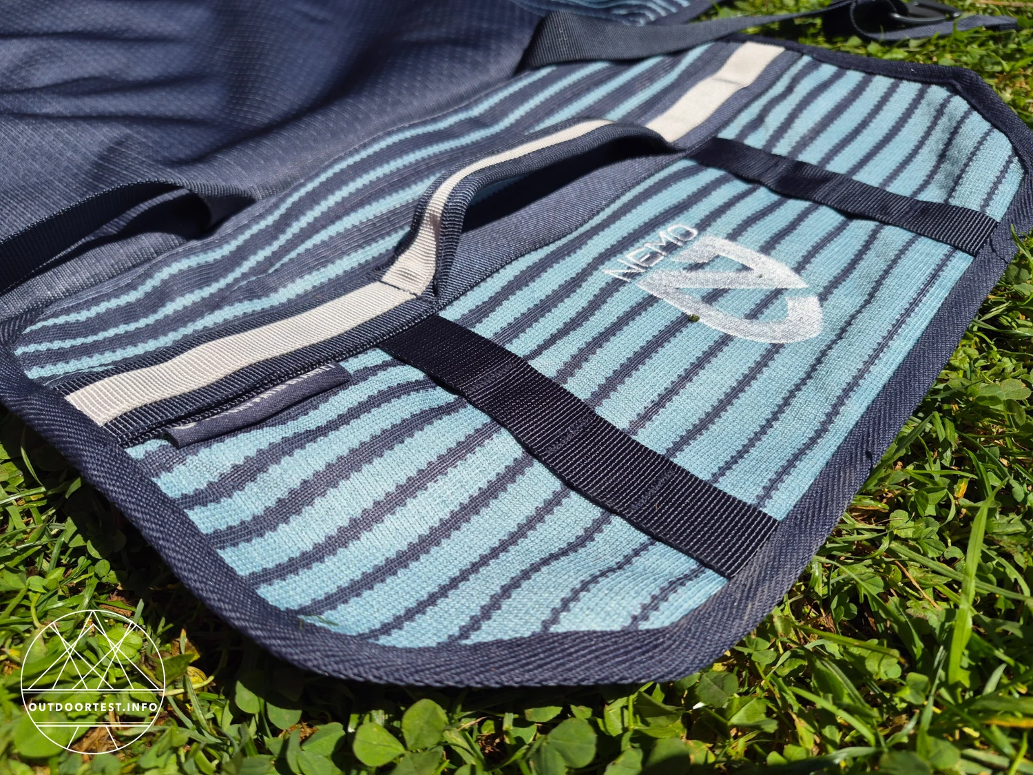 NEMO - Victory™ Patio Waterproof Blanket