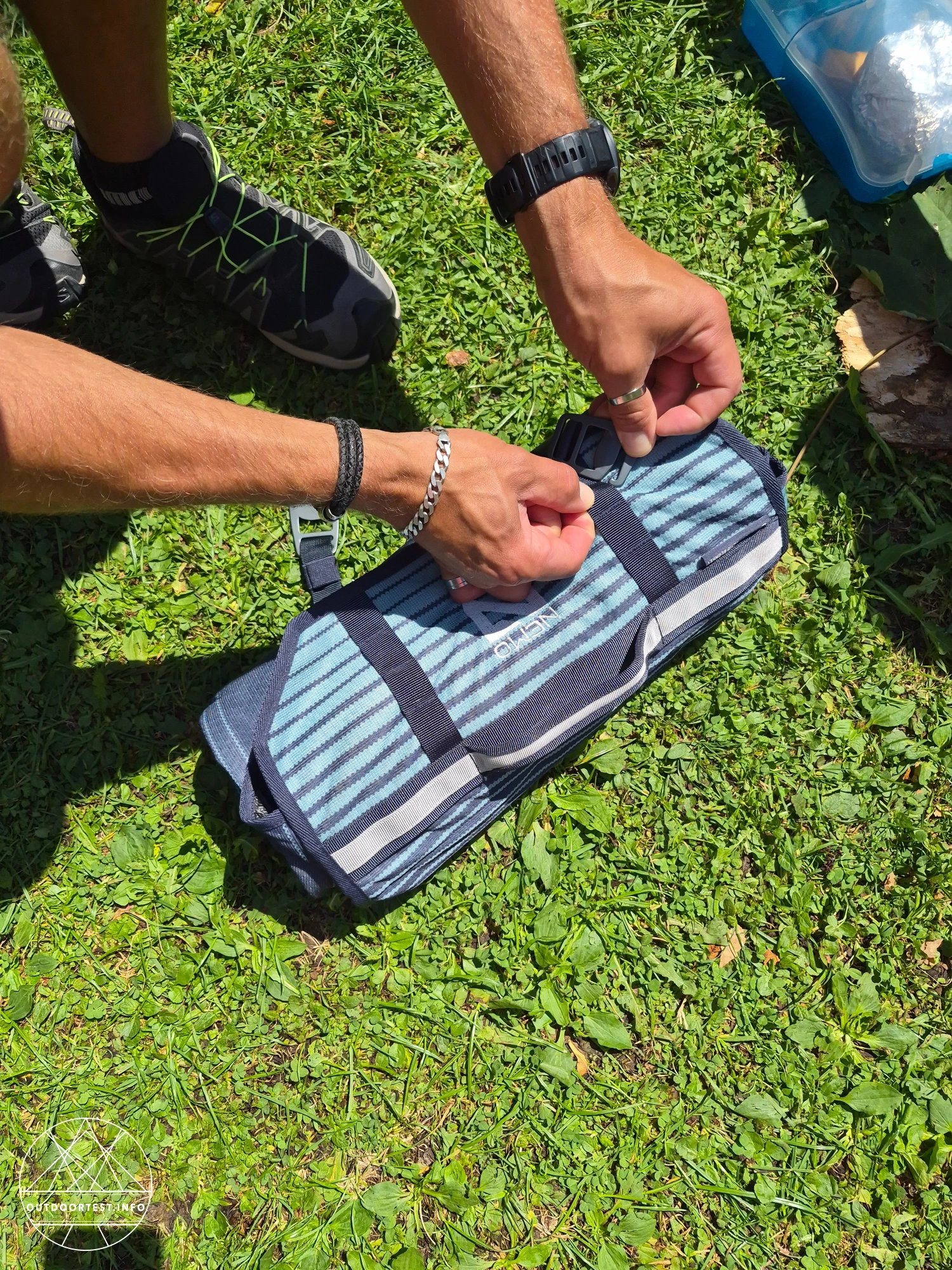 NEMO - Victory™ Patio Waterproof Blanket